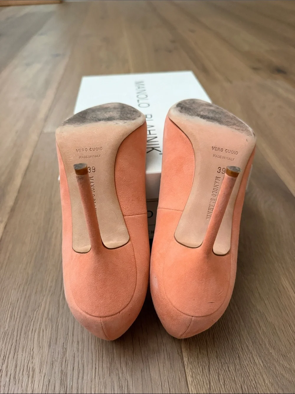 Manolo Blahnik elegant manolo